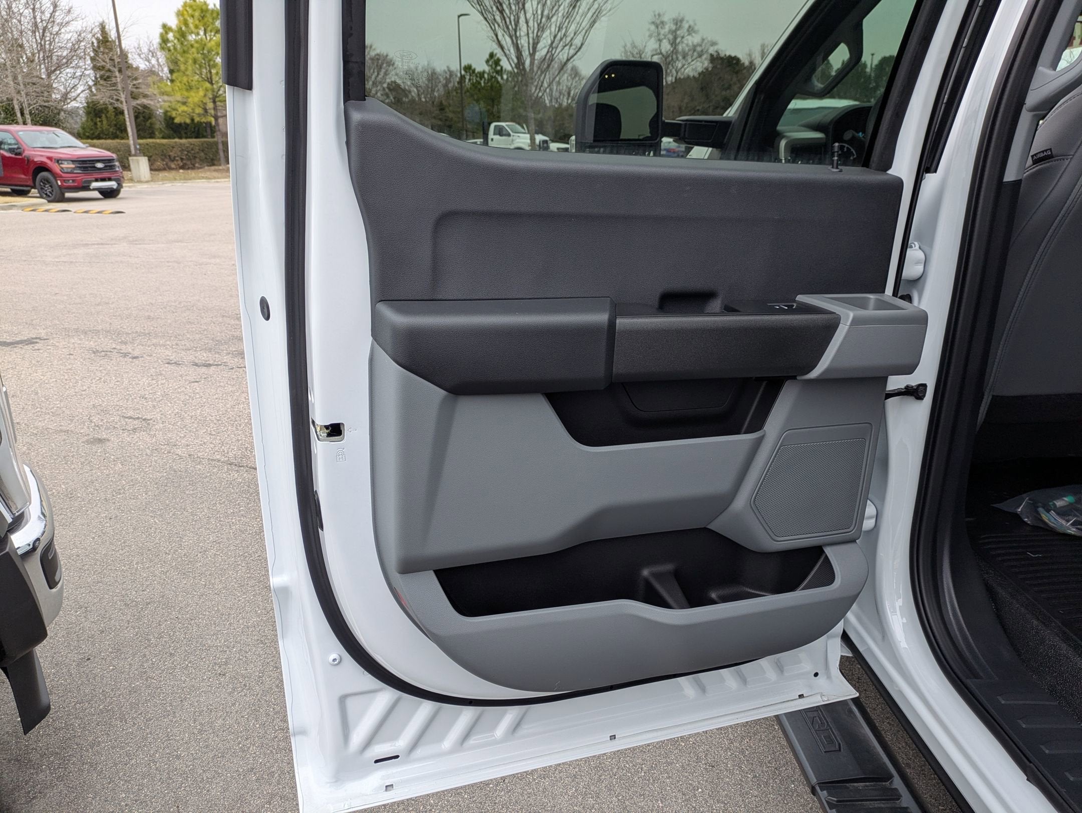 2026 Ford Super Duty F-350 DRW XL