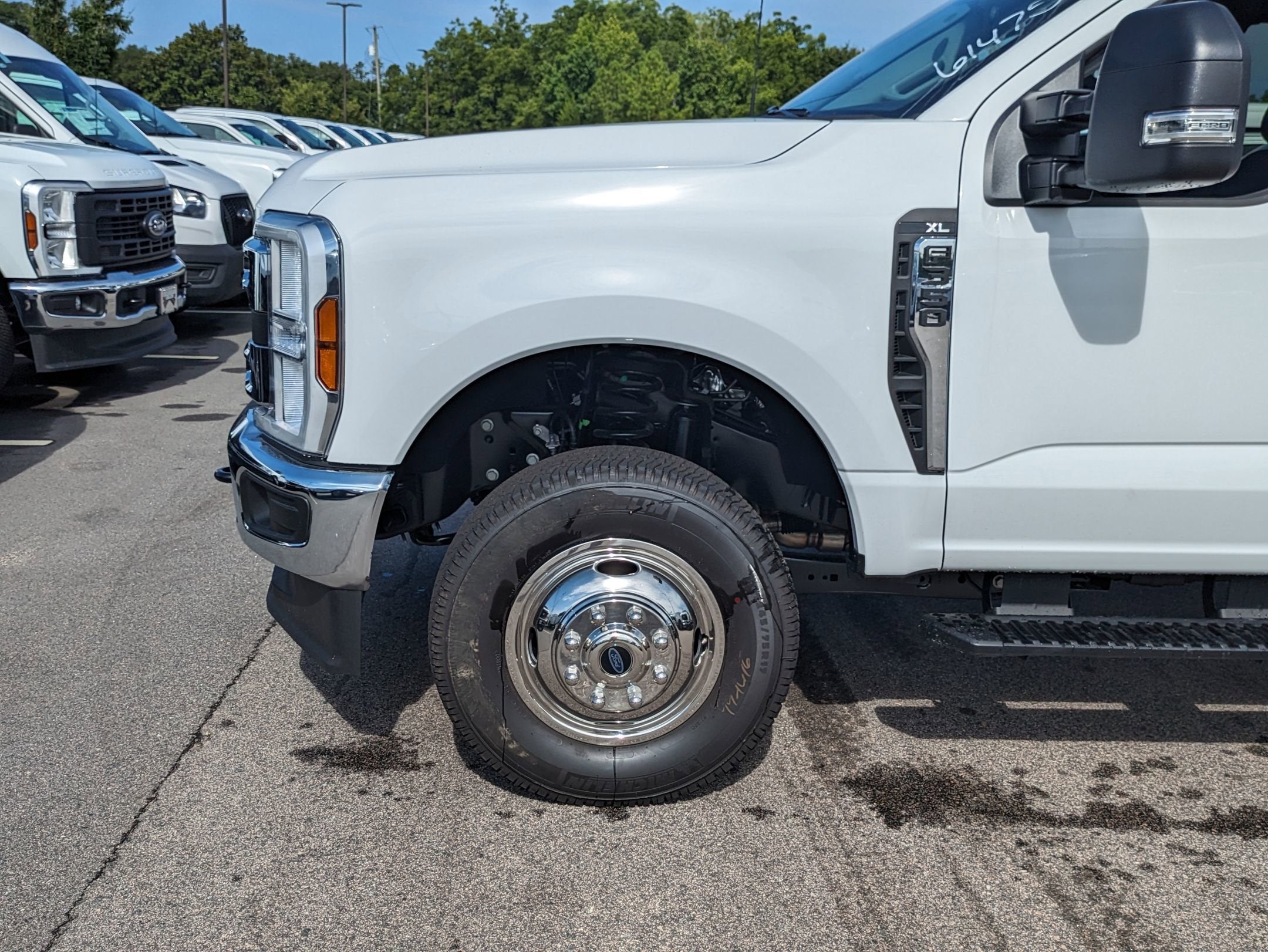 2025 Ford Super Duty F-350 DRW XL