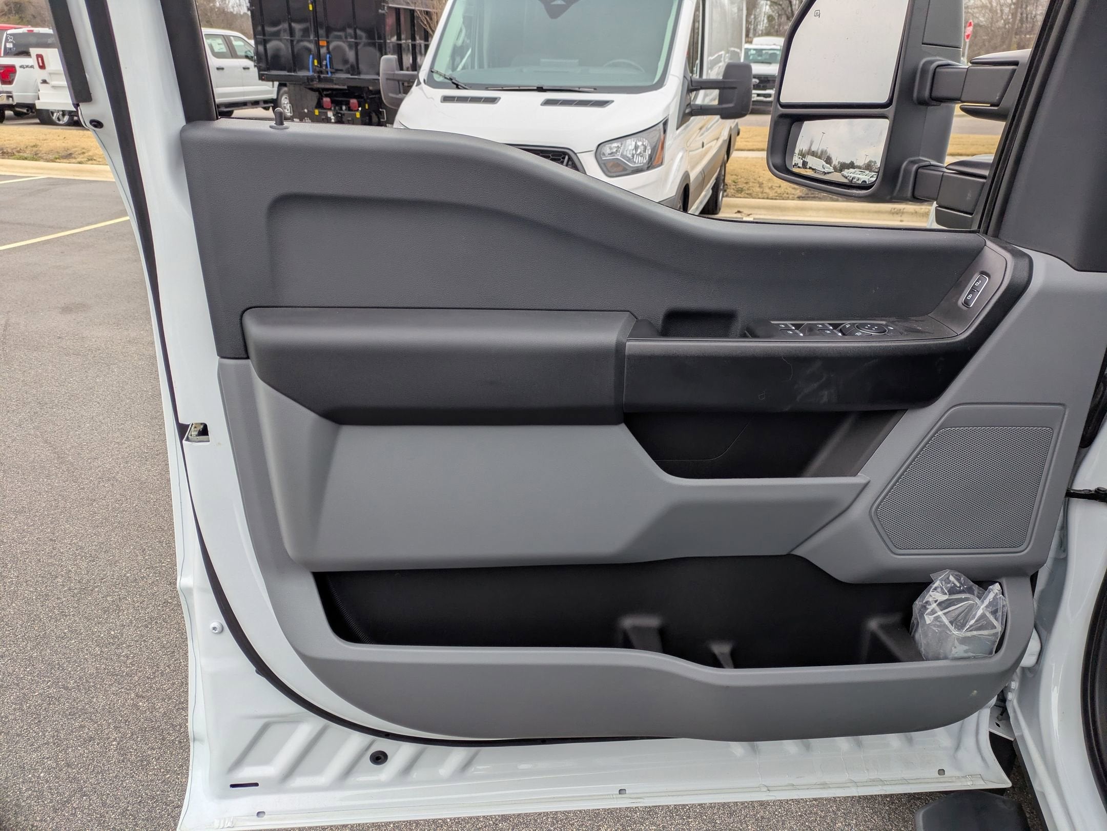 2025 Ford Super Duty F-450 DRW XL