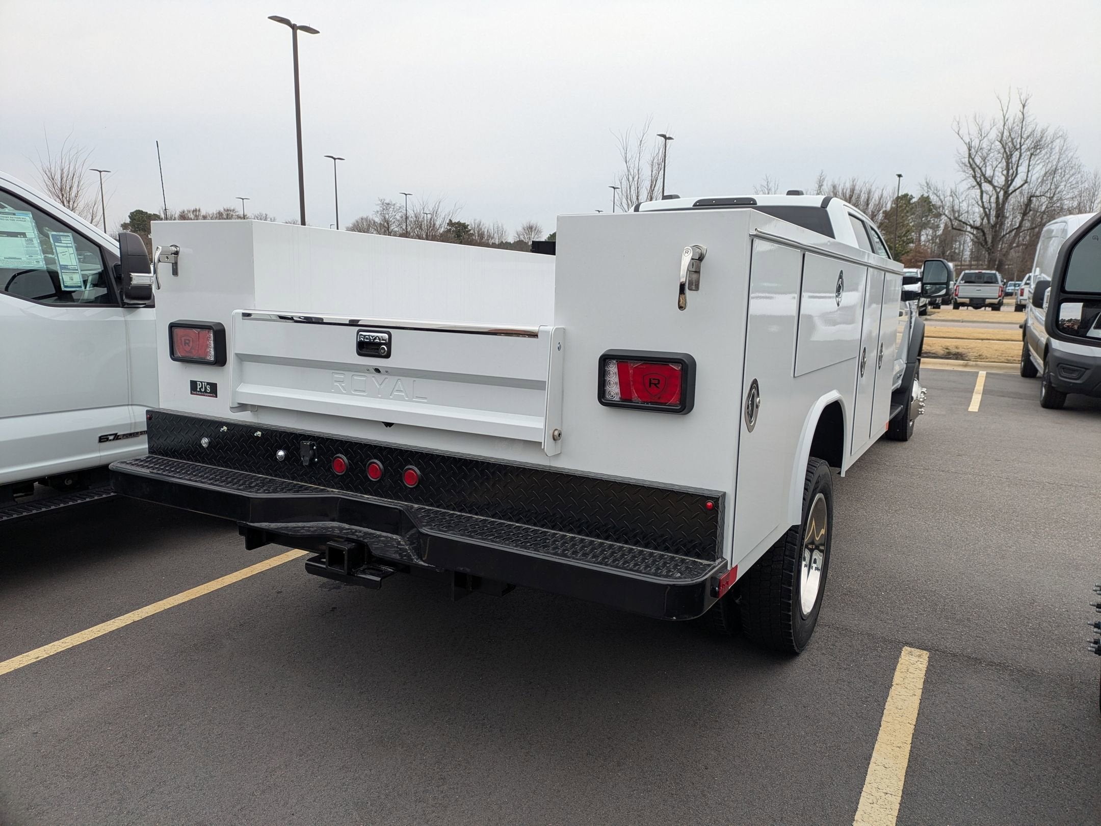 2025 Ford Super Duty F-450 DRW XL