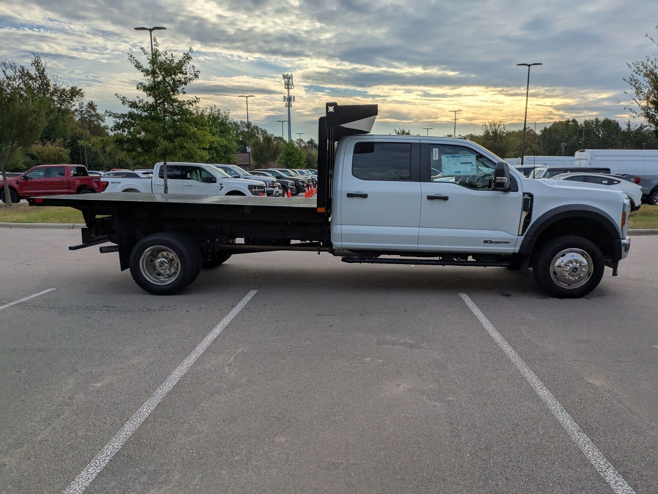 2025 Ford Super Duty F-450 DRW XL