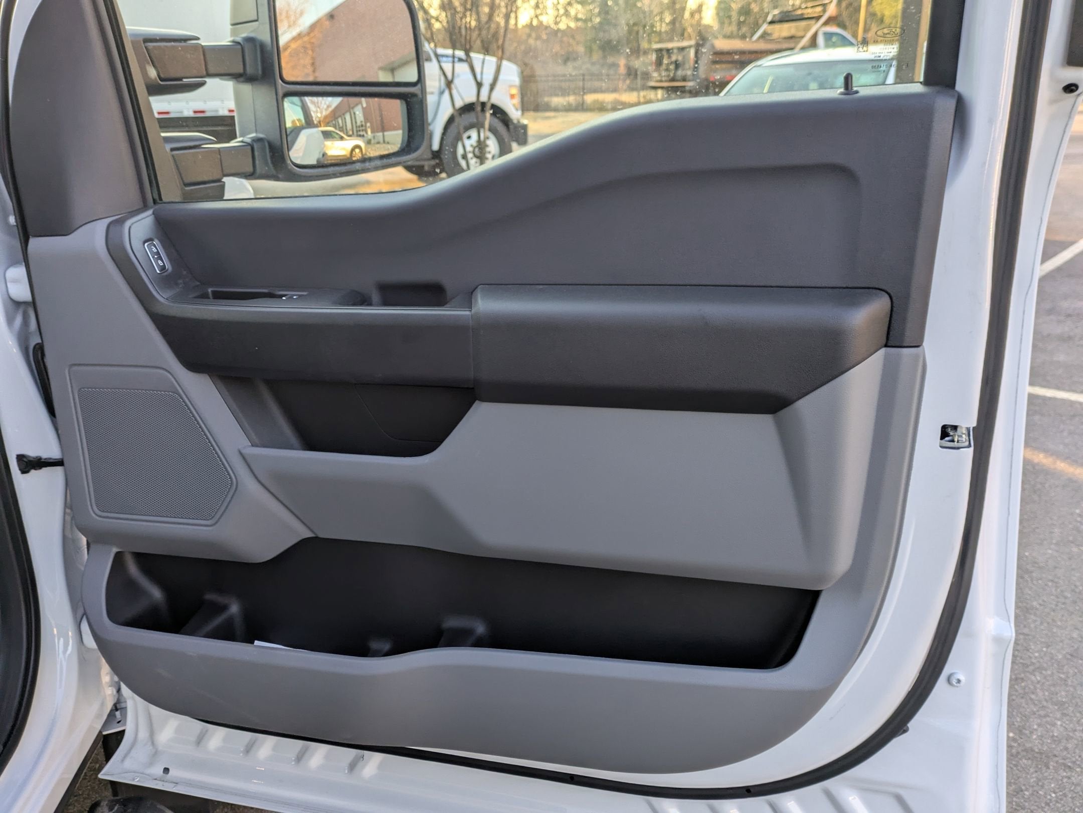 2026 Ford Super Duty F-550 DRW XL