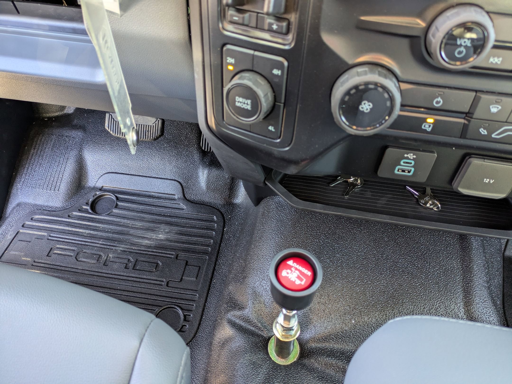 2026 Ford Super Duty F-550 DRW XL