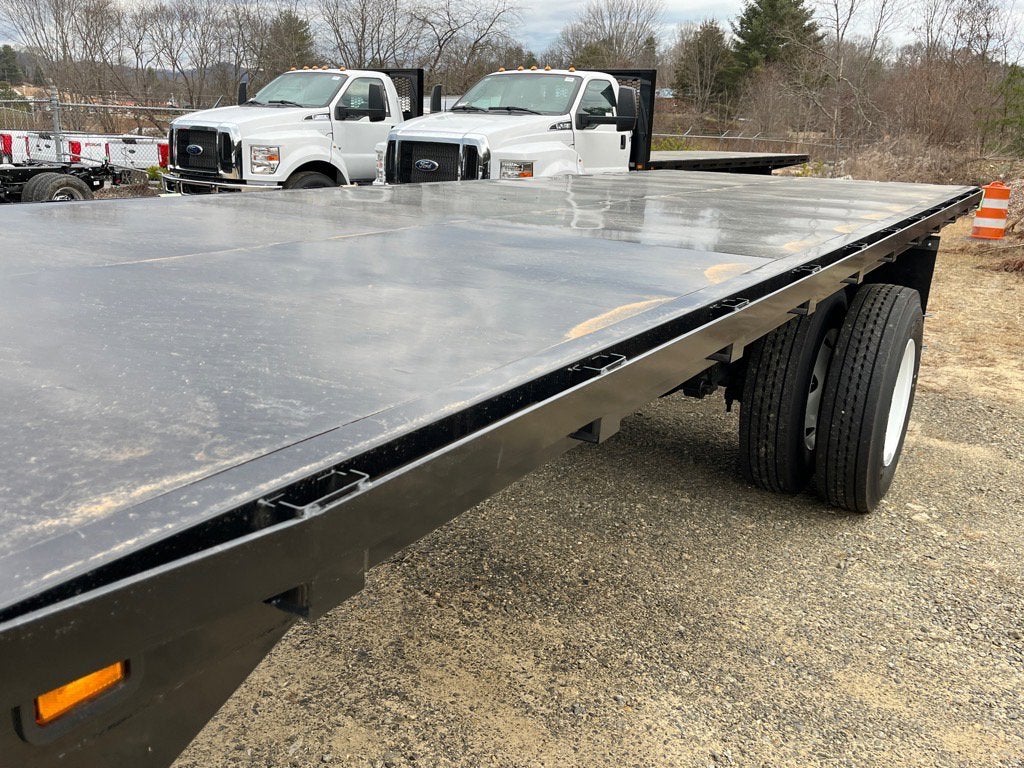 2025 Ford F-650SD Base