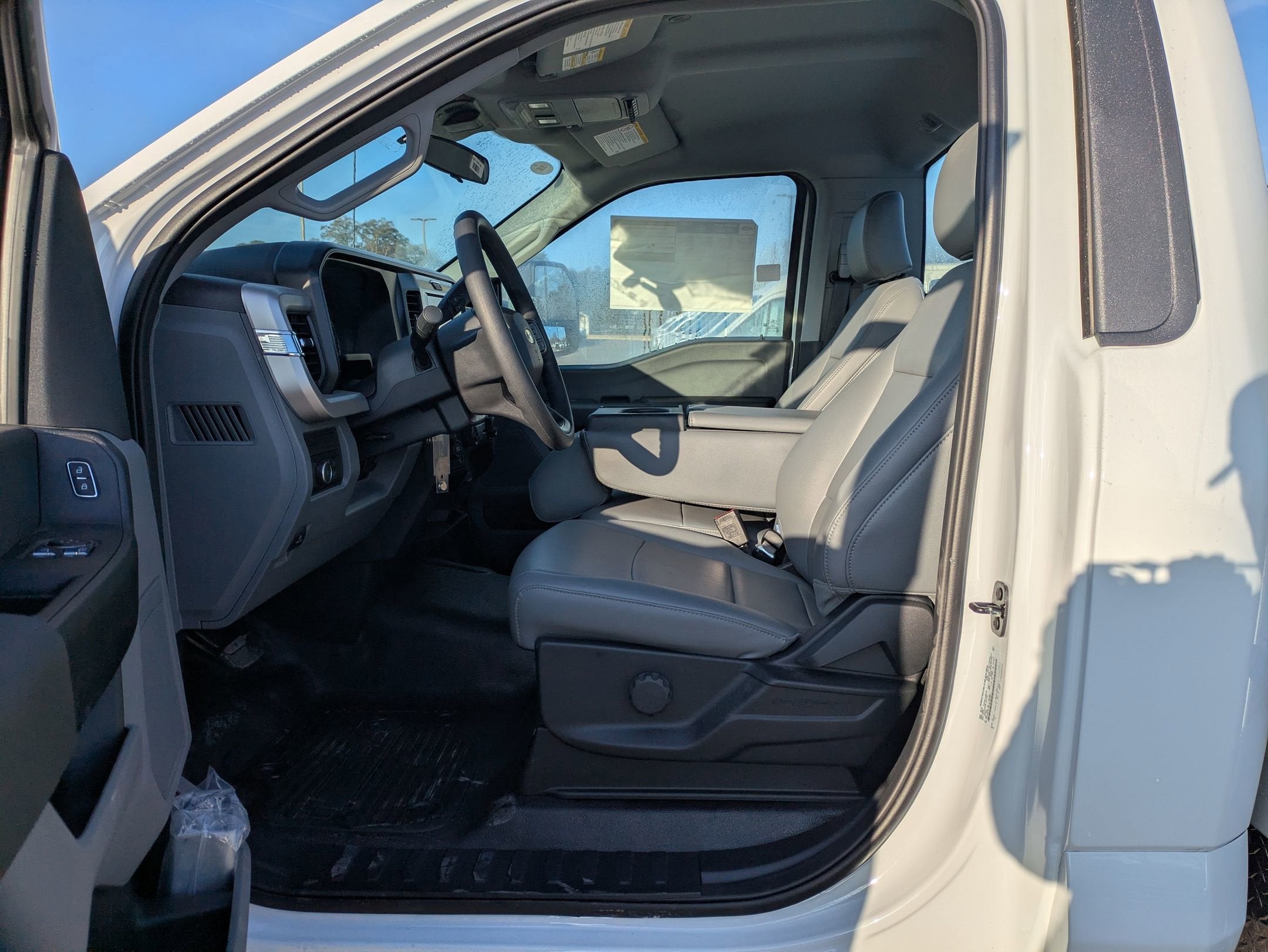 2026 Ford Super Duty F-350 SRW XL