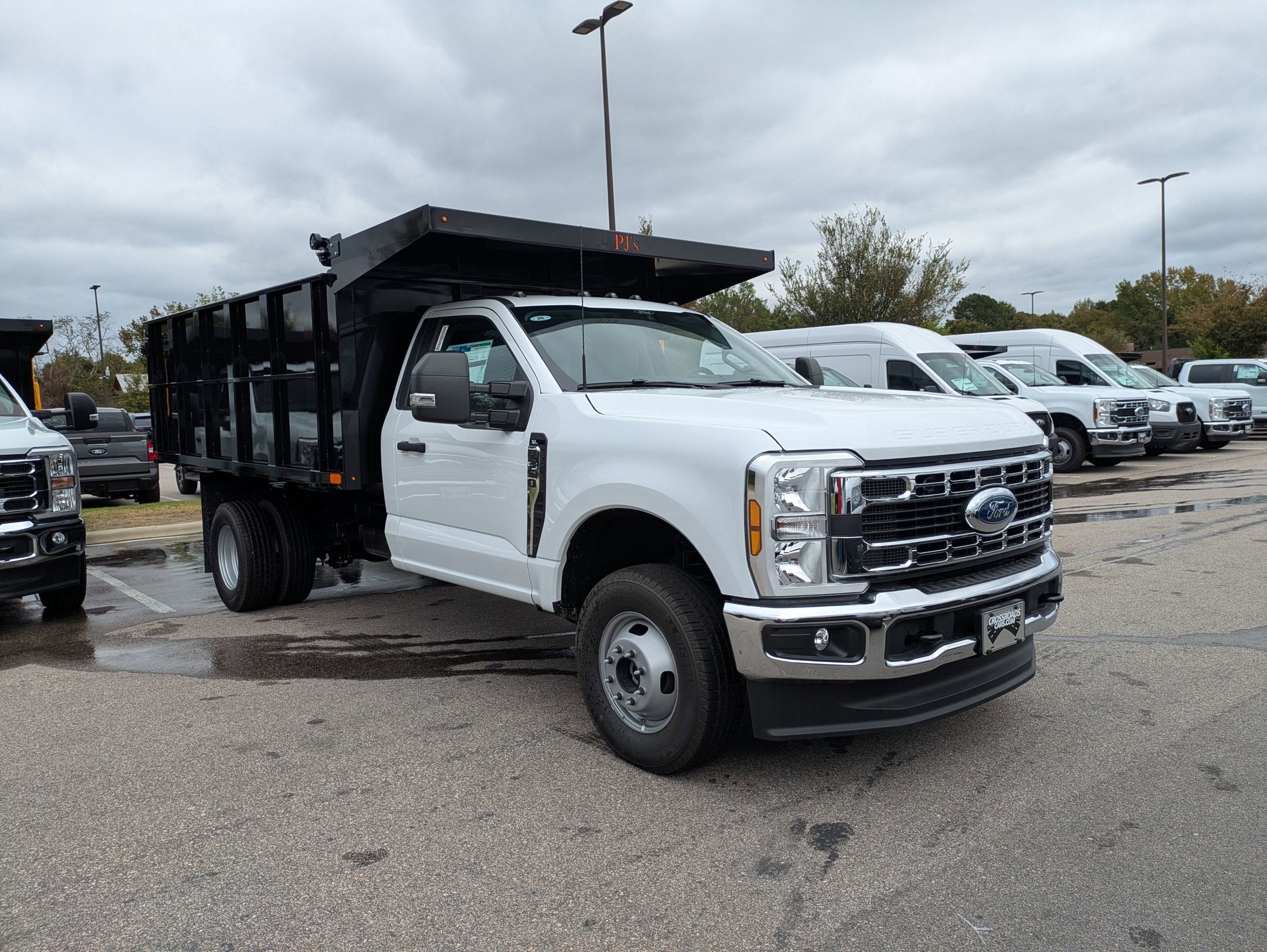 2026 Ford Super Duty F-350 DRW XL