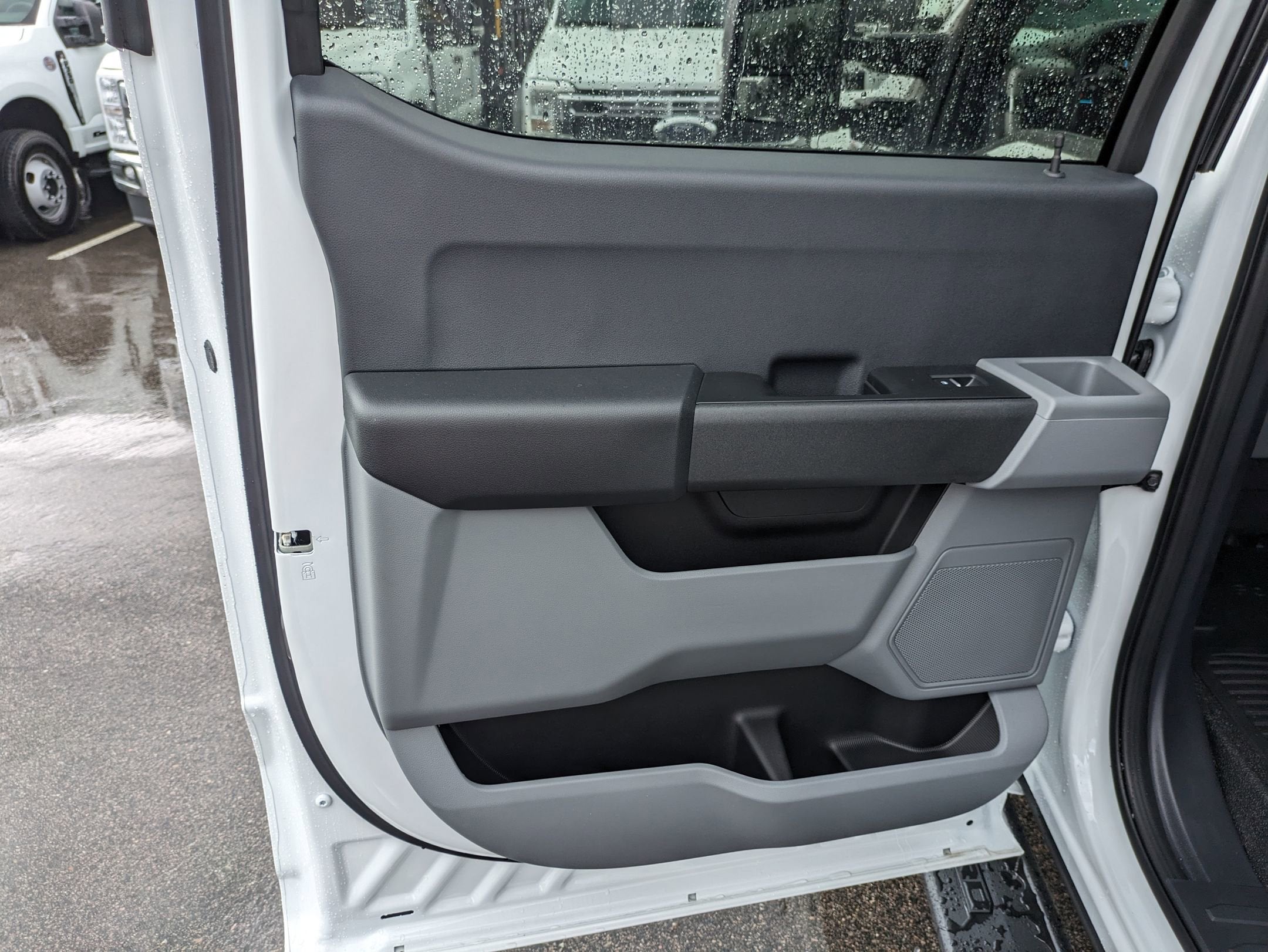 2025 Ford Super Duty F-550 DRW XL