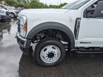 2025 Ford Super Duty F-550 DRW XL