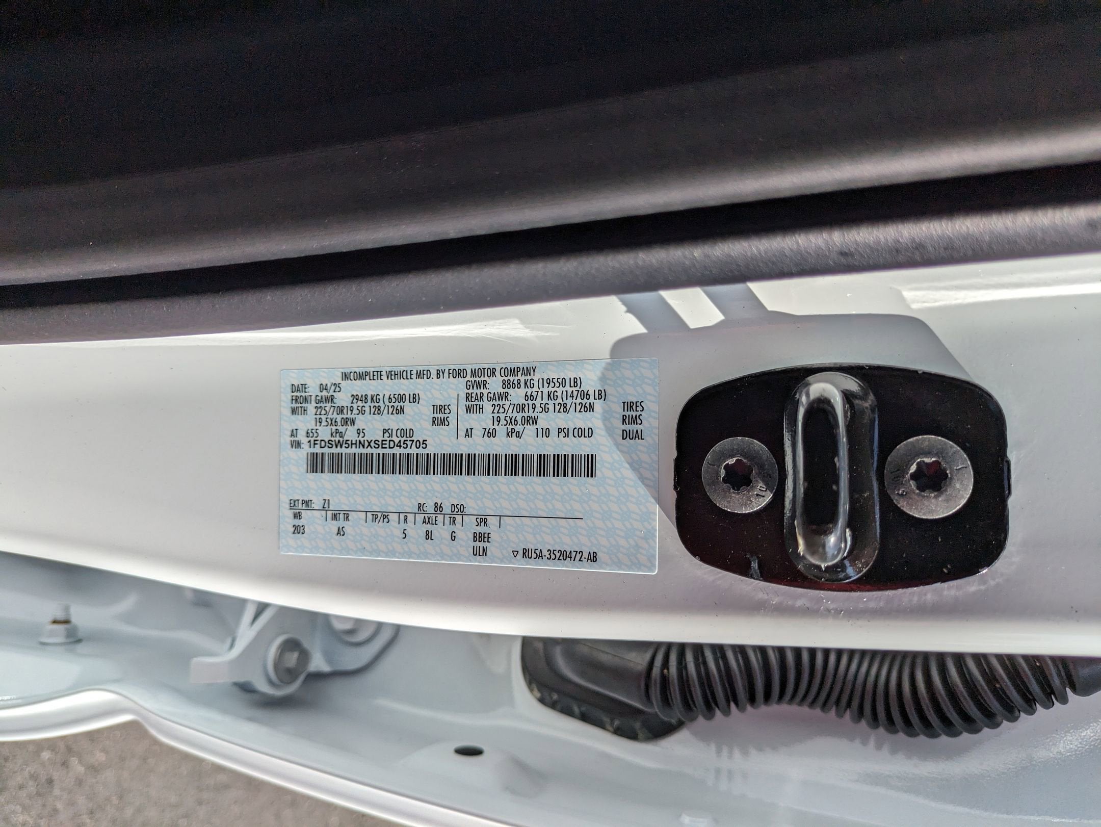 2025 Ford Super Duty F-550 DRW XL