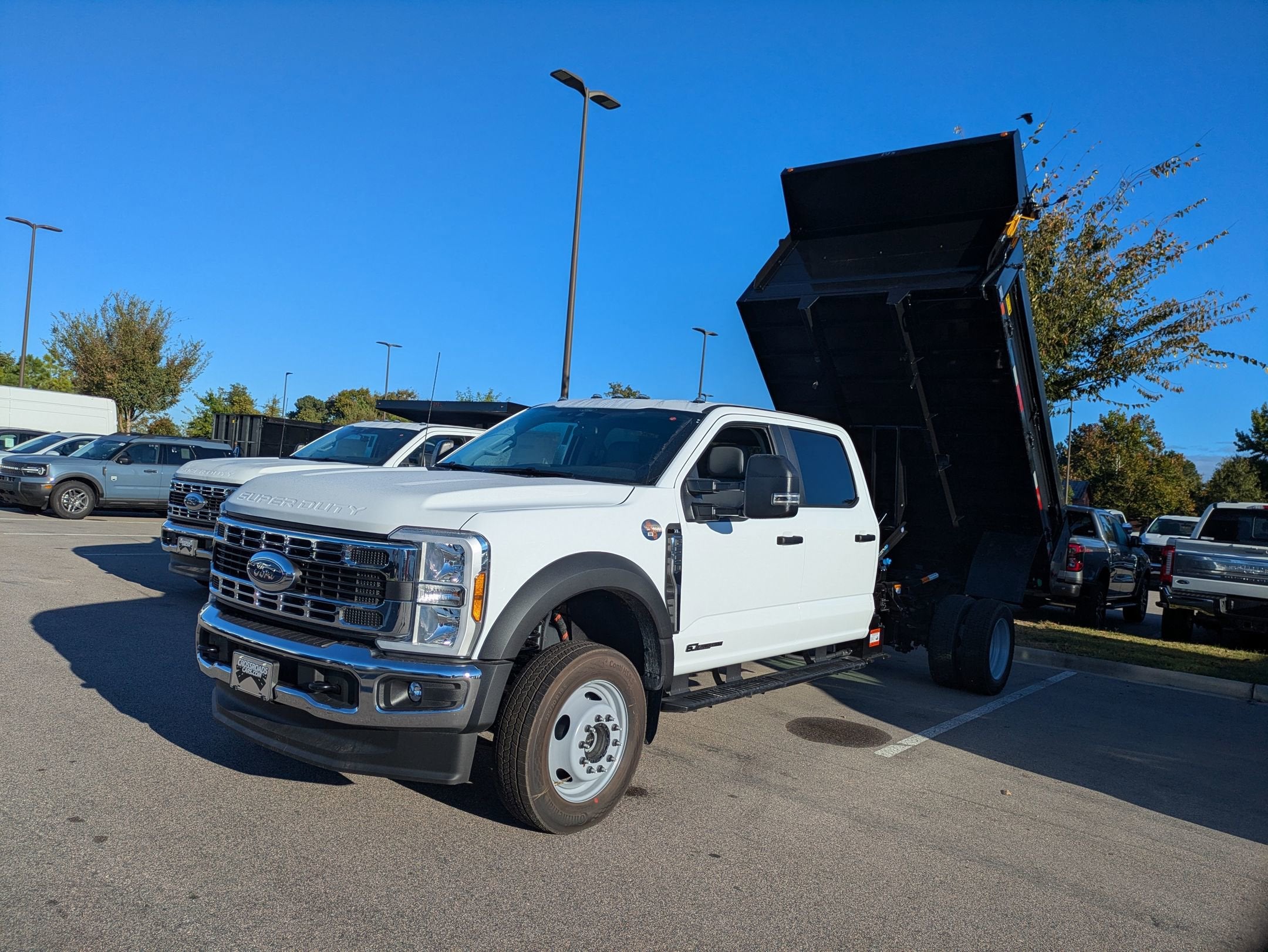 2025 Ford Super Duty F-550 DRW XL