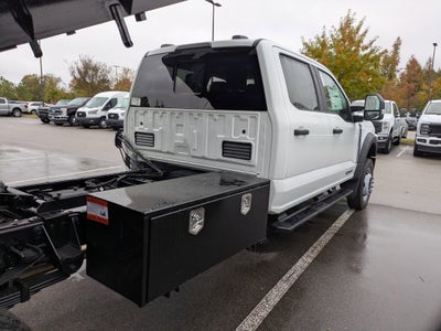 2025 Ford Super Duty F-550 DRW XL