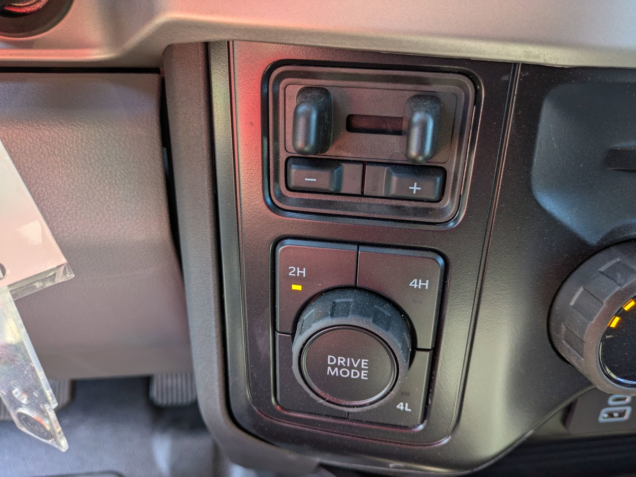 2025 Ford Super Duty F-550 DRW XL