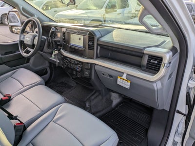 2026 Ford Super Duty F-550 DRW XL