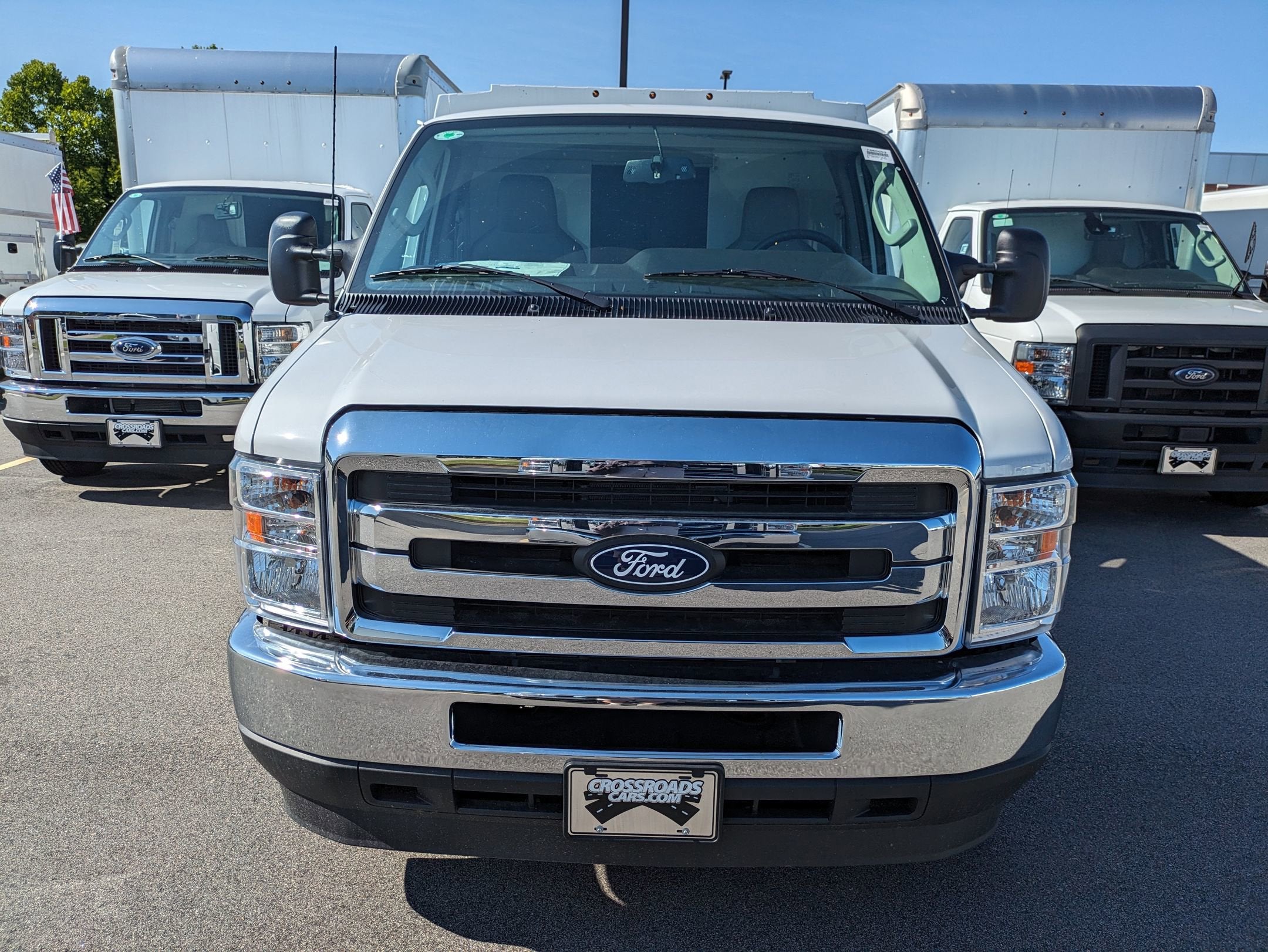 2026 Ford E-Series Cutaway E-350 SRW 138" WB