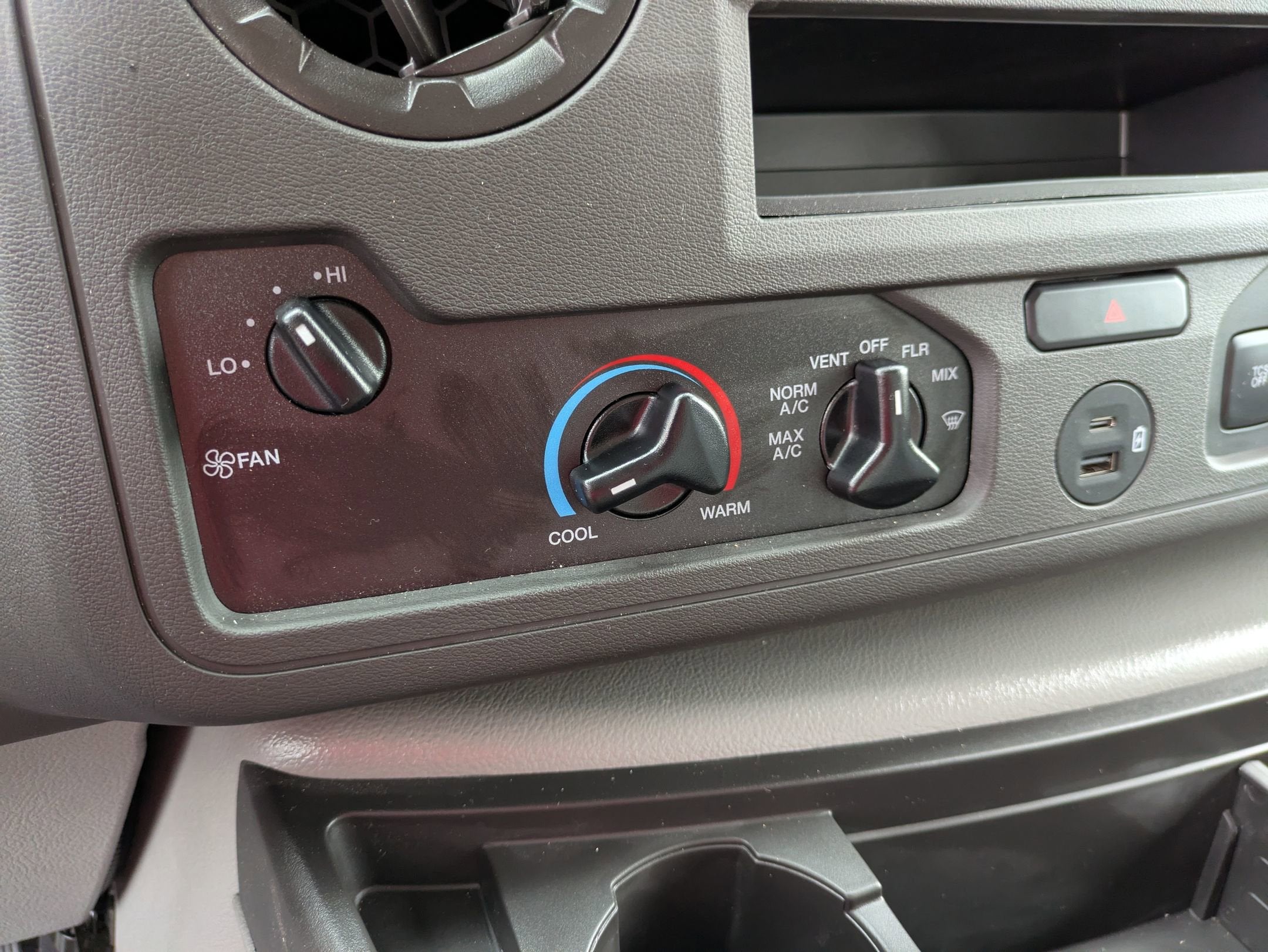 2026 Ford E-Series Cutaway E-350 DRW 176" WB