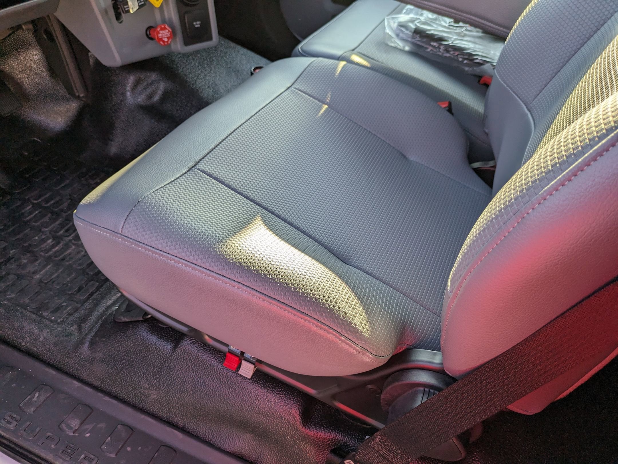 2026 Ford F-750SD Base