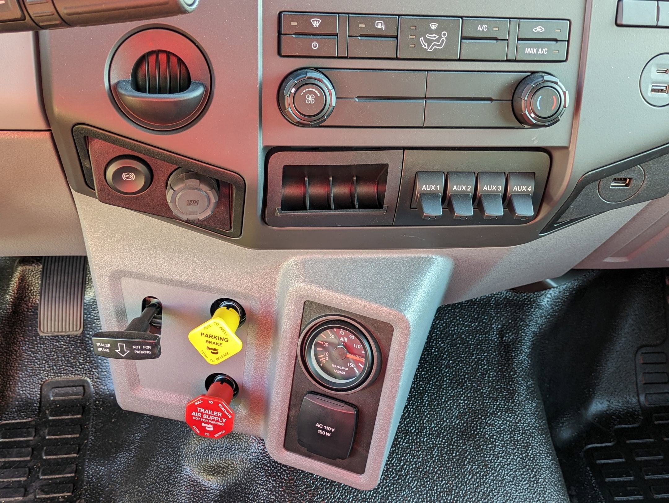 2026 Ford F-750SD Base