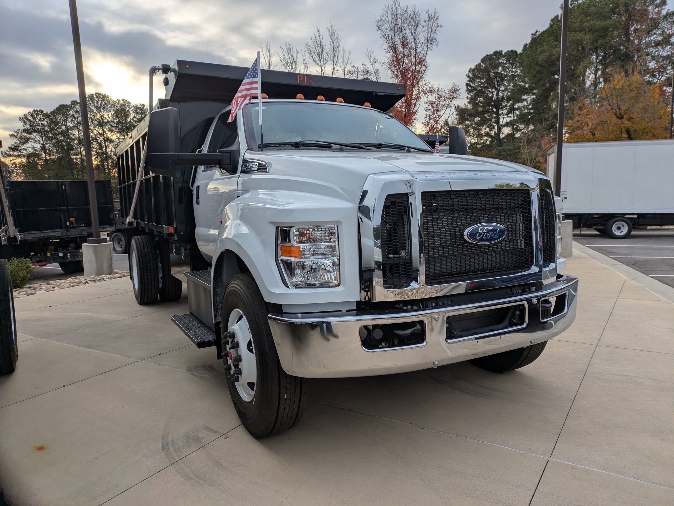 2026 Ford F-750SD Base