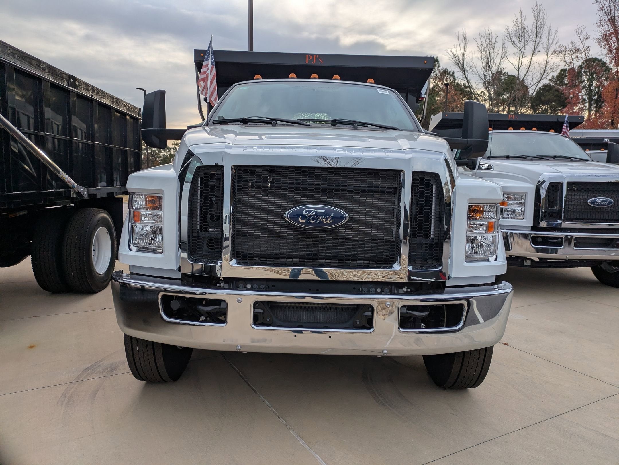 2026 Ford F-750SD Base