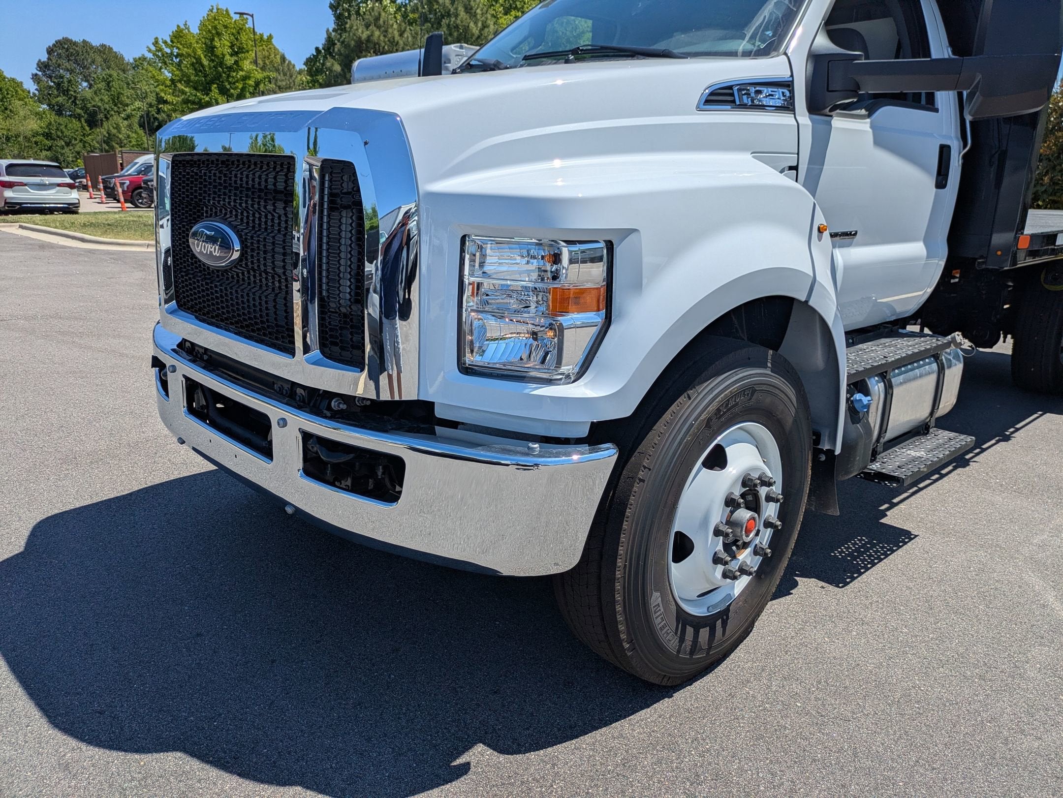 2027 Ford F-750SD Base