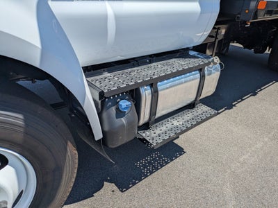 2027 Ford F-750SD Base