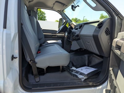 2027 Ford F-750SD Base