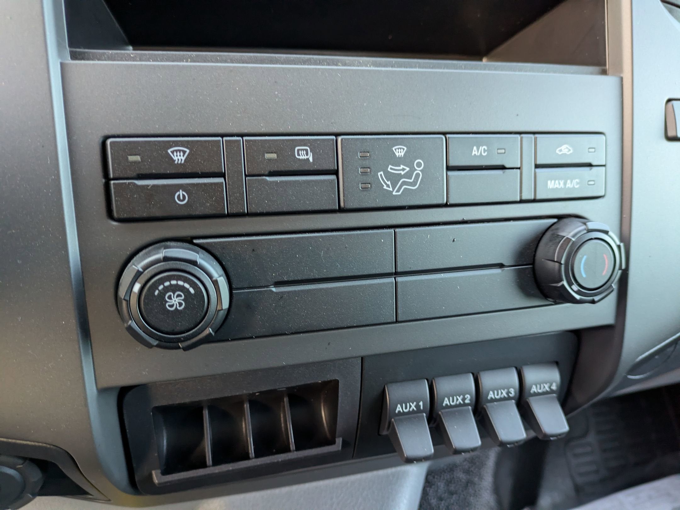 2026 Ford F-750SD Base