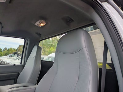 2027 Ford F-750SD Base