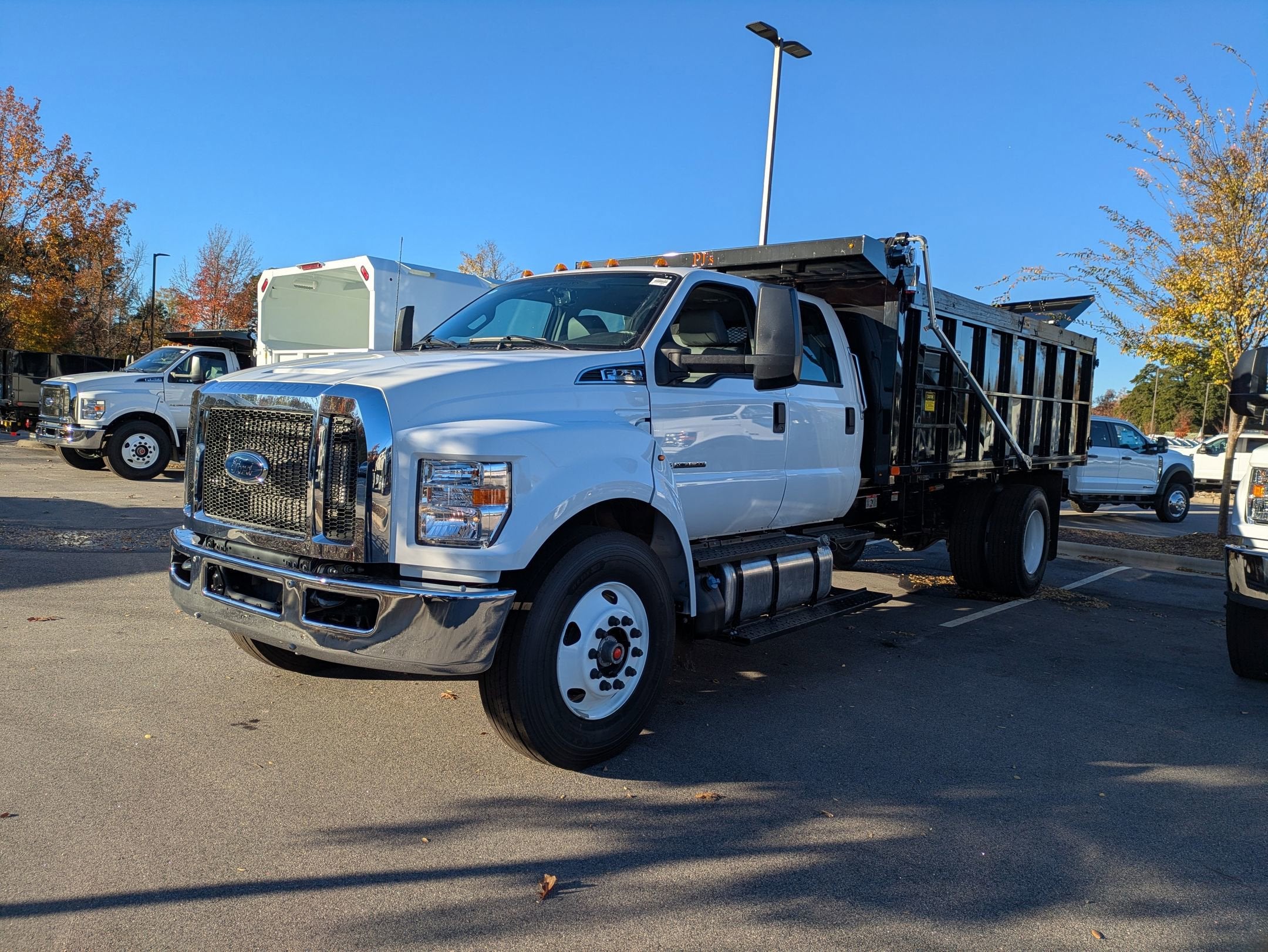 2026 Ford F-750SD Base