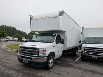 2027 Ford E-Series Cutaway Base