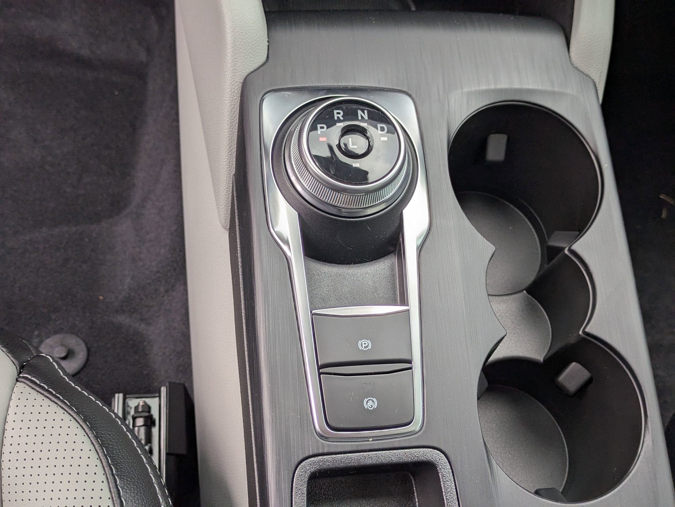 2026 Ford Escape Platinum