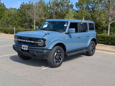 2025 Ford Bronco Outer Banks