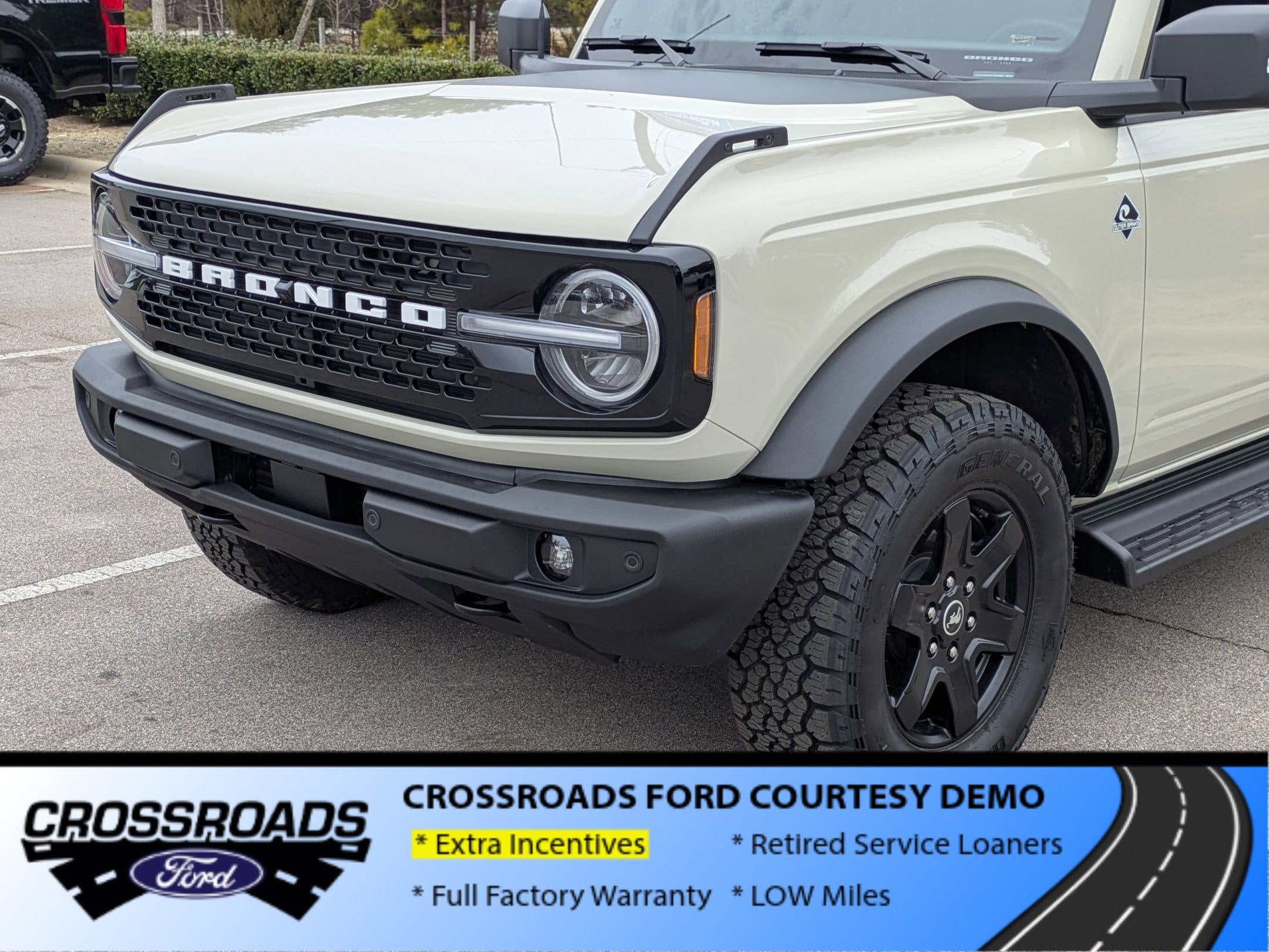 2025 Ford Bronco Outer Banks - Crossroads Courtesy Demo