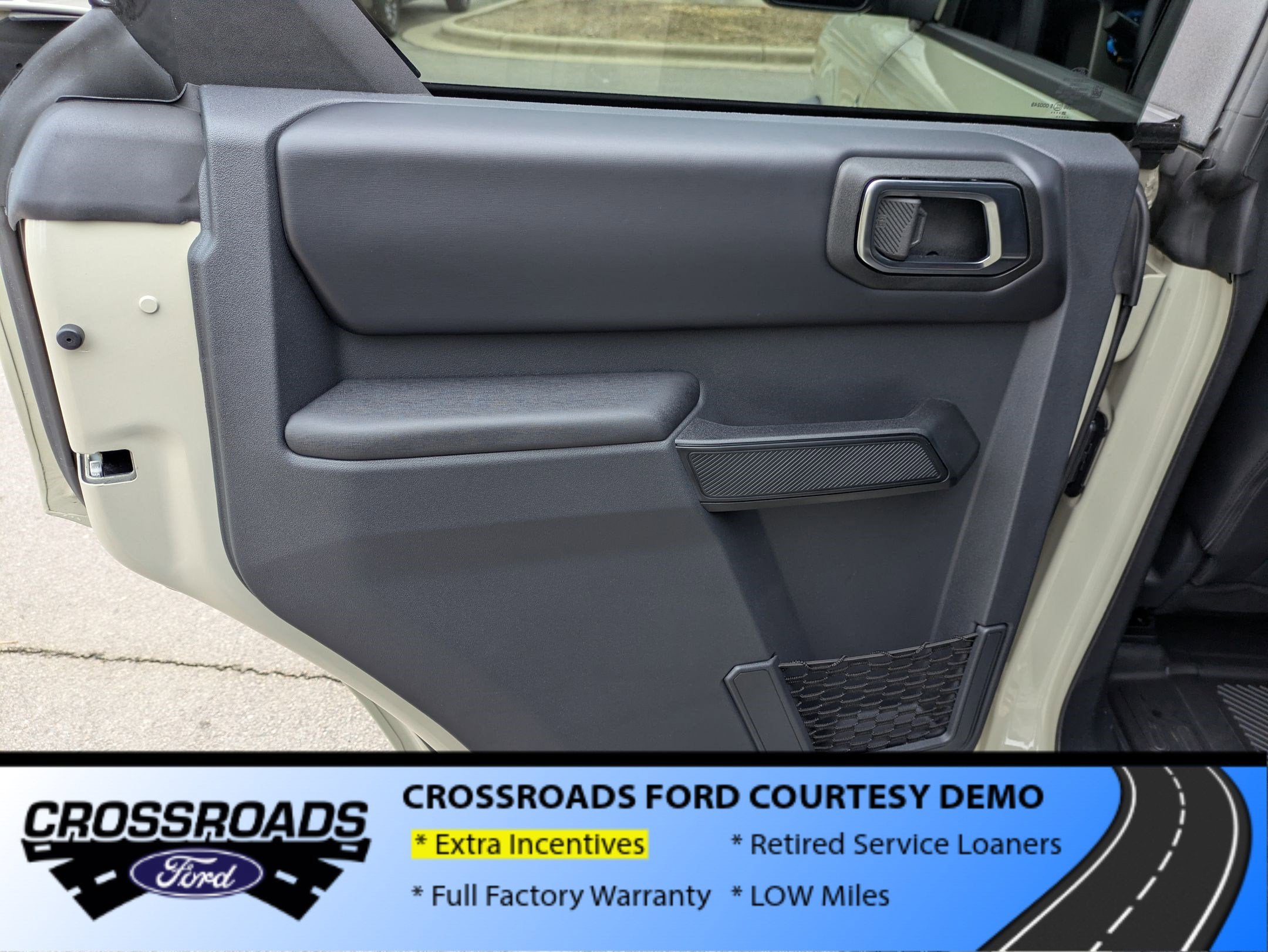 2025 Ford Bronco Outer Banks - Crossroads Courtesy Demo