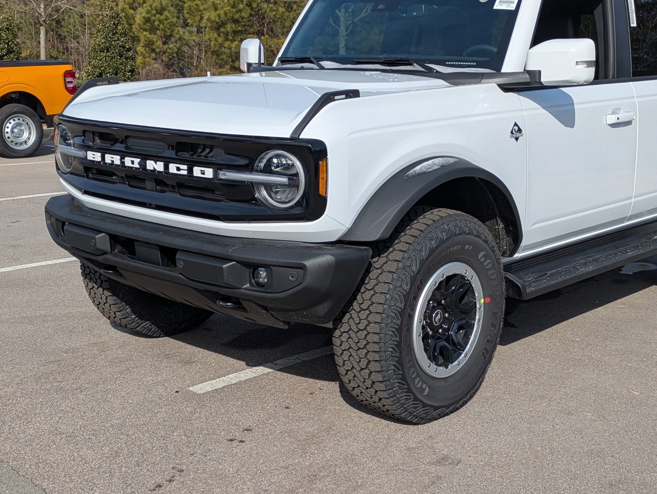 2025 Ford Bronco Outer Banks