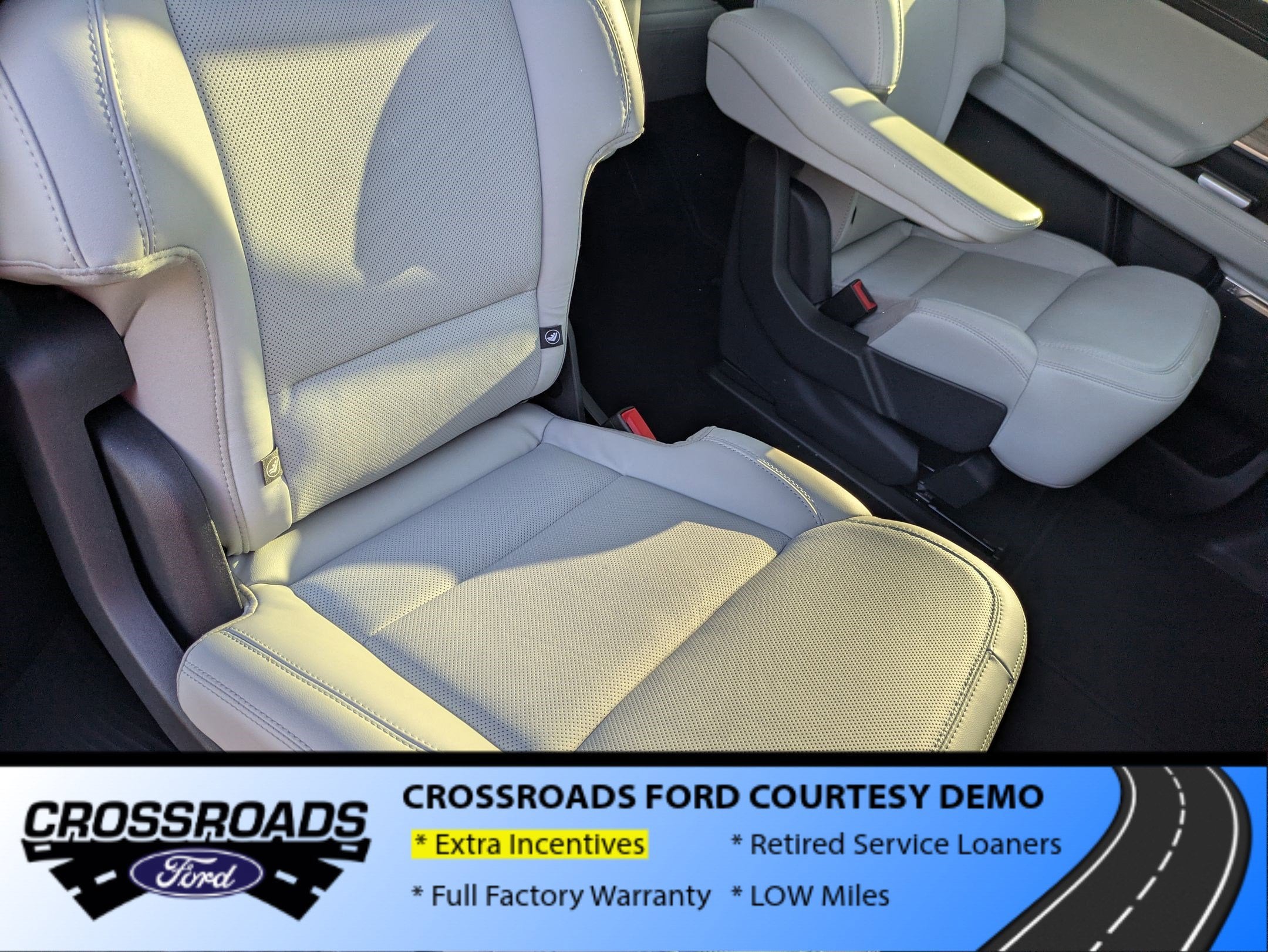 2026 Ford Expedition Max Platinum - Crossroads Courtesy Demo