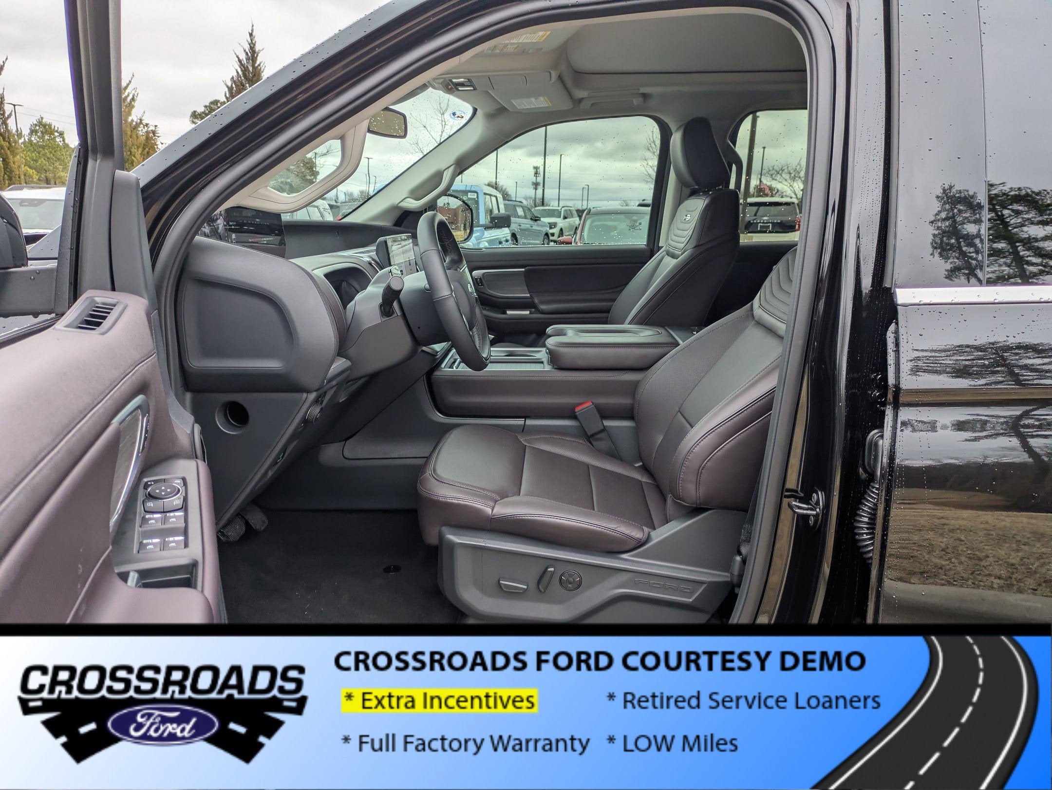 2025 Ford Expedition Max Platinum - Crossroads Courtesy Demo