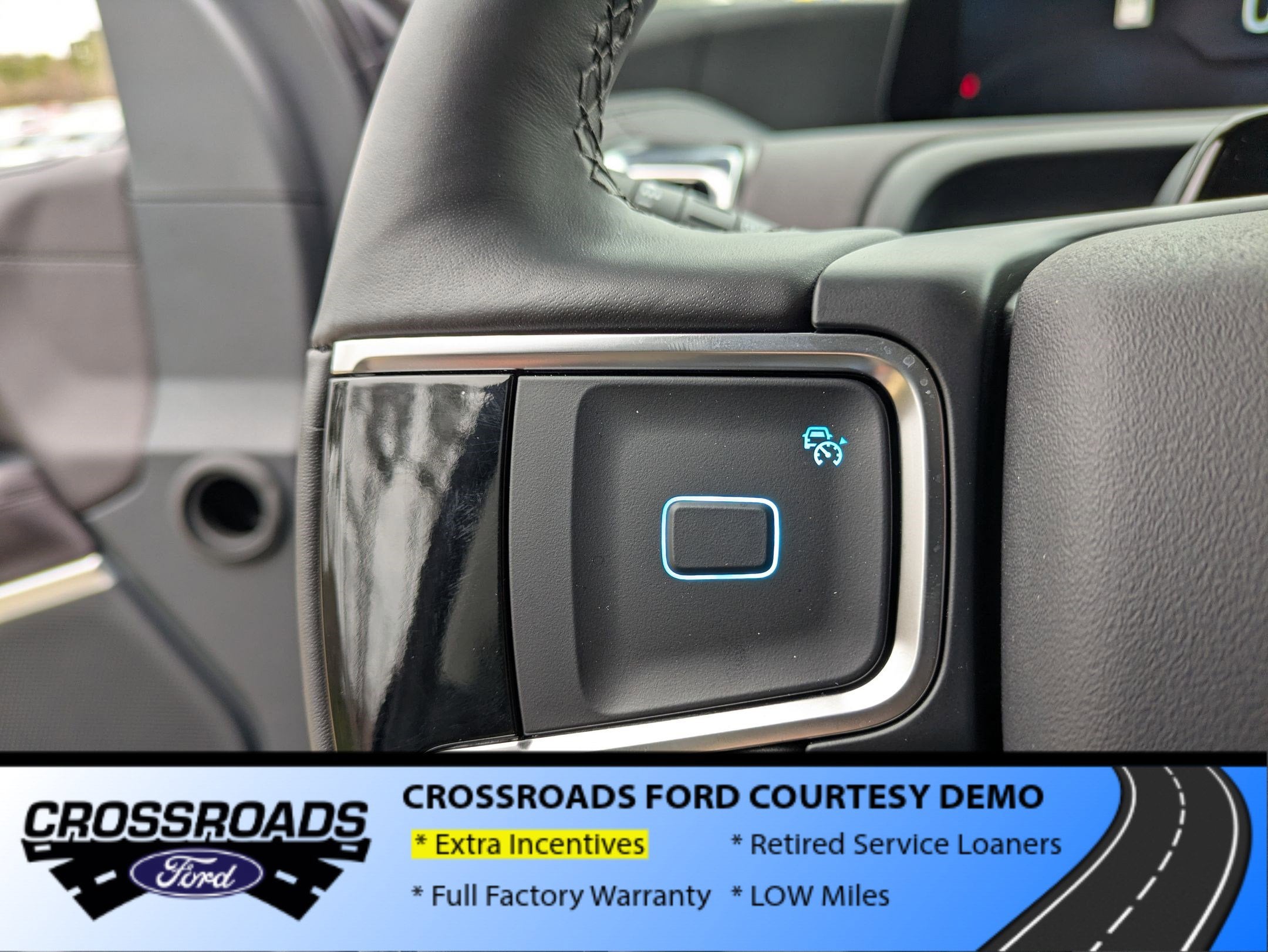 2025 Ford Expedition Max Platinum - Crossroads Courtesy Demo