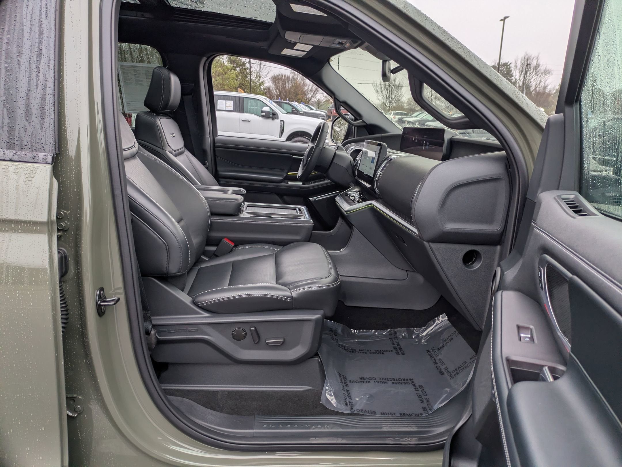 2025 Ford Expedition Platinum