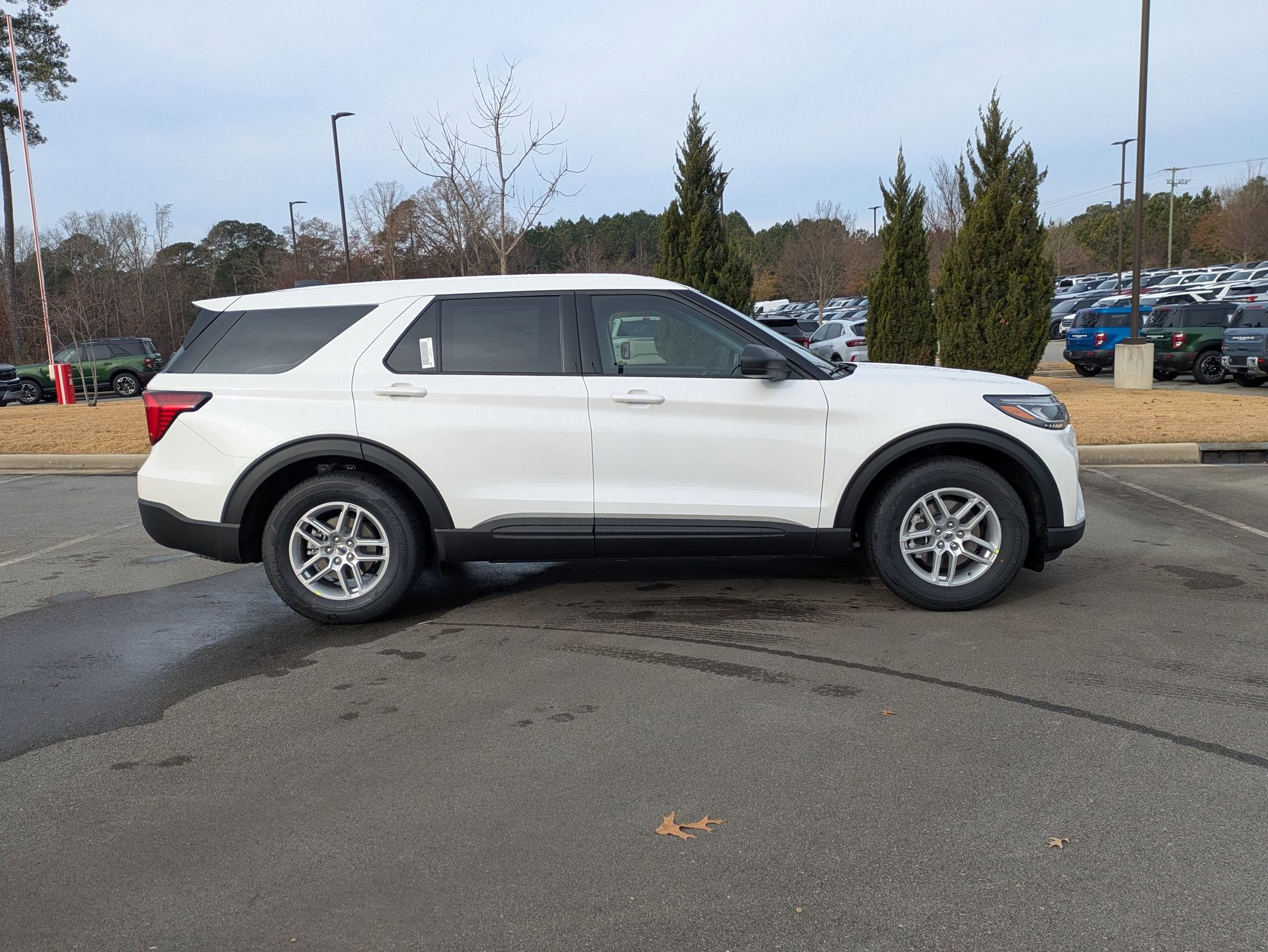 2026 Ford Explorer Active w/100A Pkg