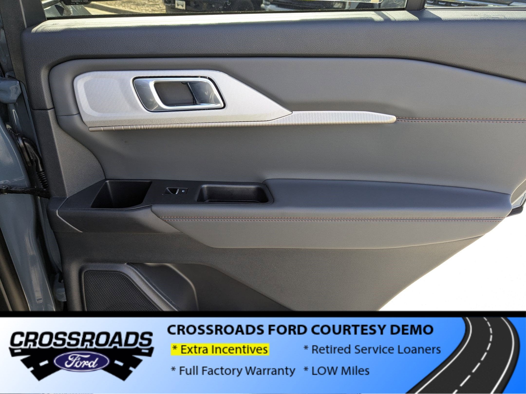 2026 Ford Explorer Active w/100A Pkg - Crossroads Courtesy Demo