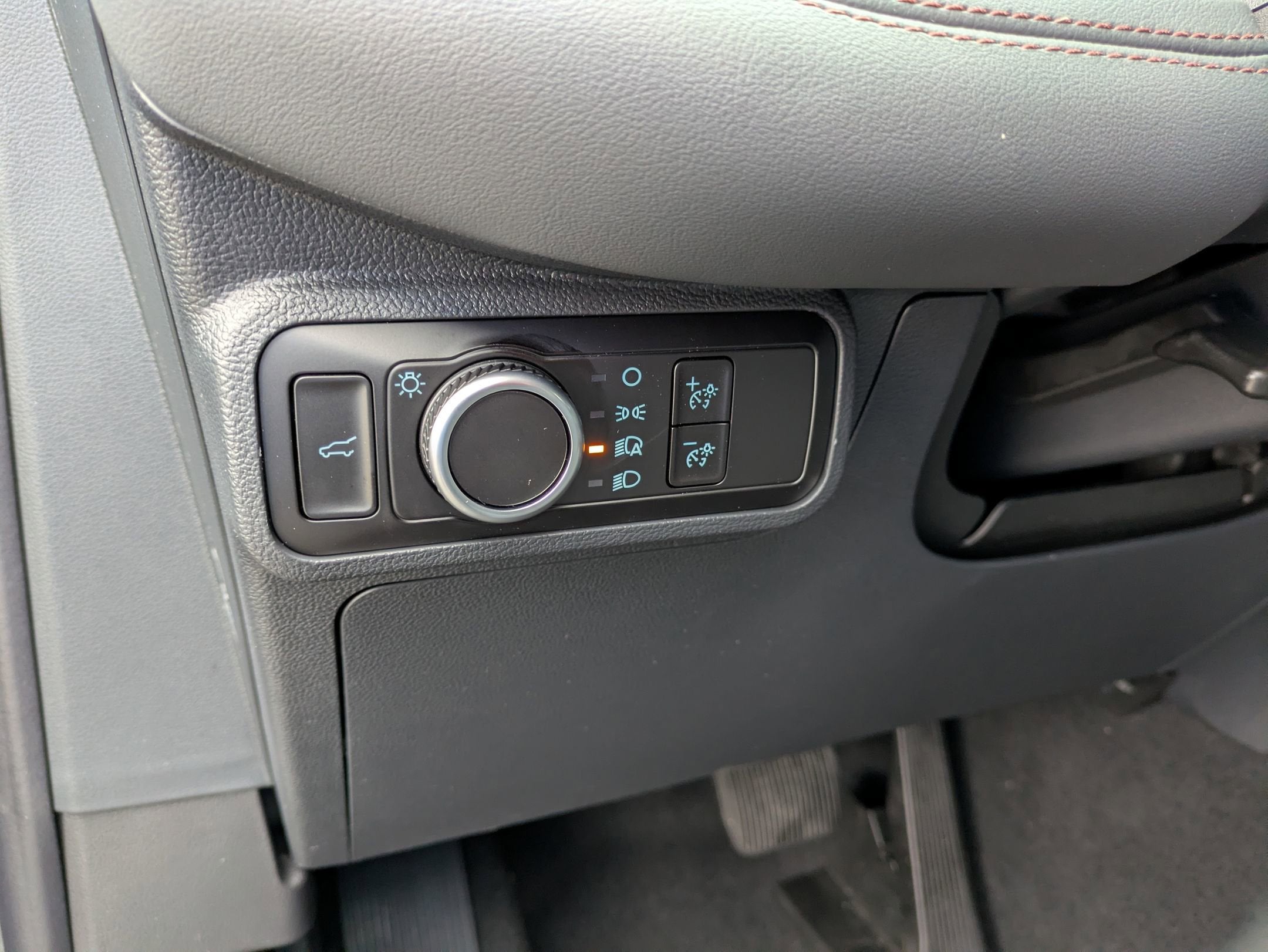 2026 Ford Explorer Active - Crossroads Courtesy Demo