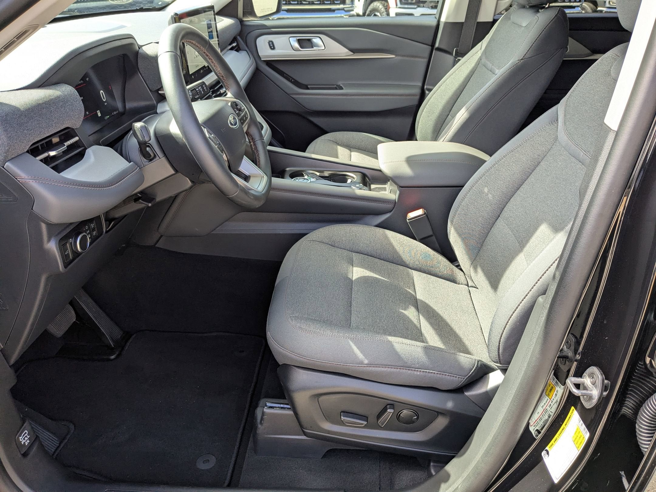 2026 Ford Explorer Active - Crossroads Courtesy Demo