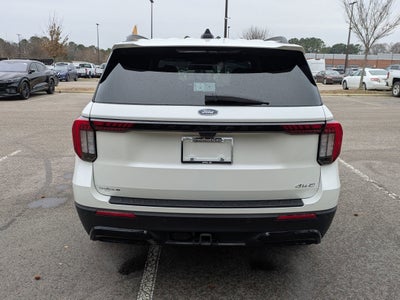 2025 Ford Explorer ST-Line