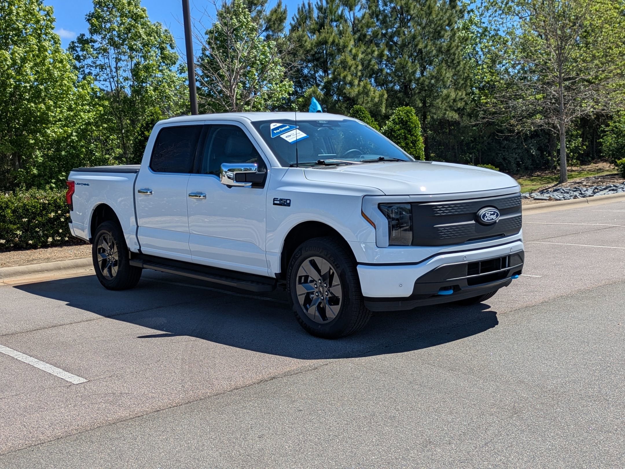 2025 Ford F-150 Lightning Flash