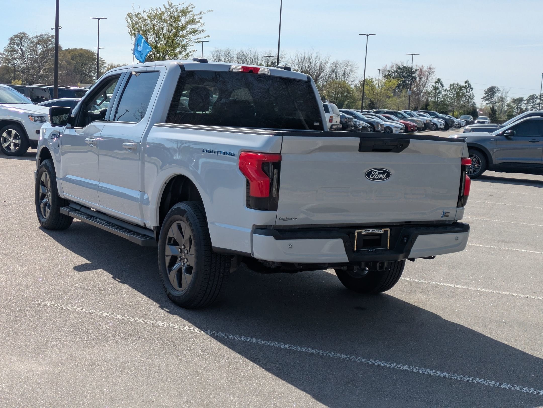 2025 Ford F-150 Lightning Flash