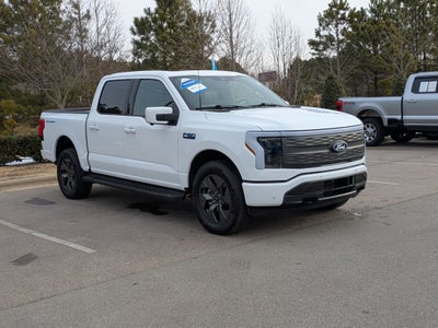 2024 Ford F-150 Lightning LARIAT