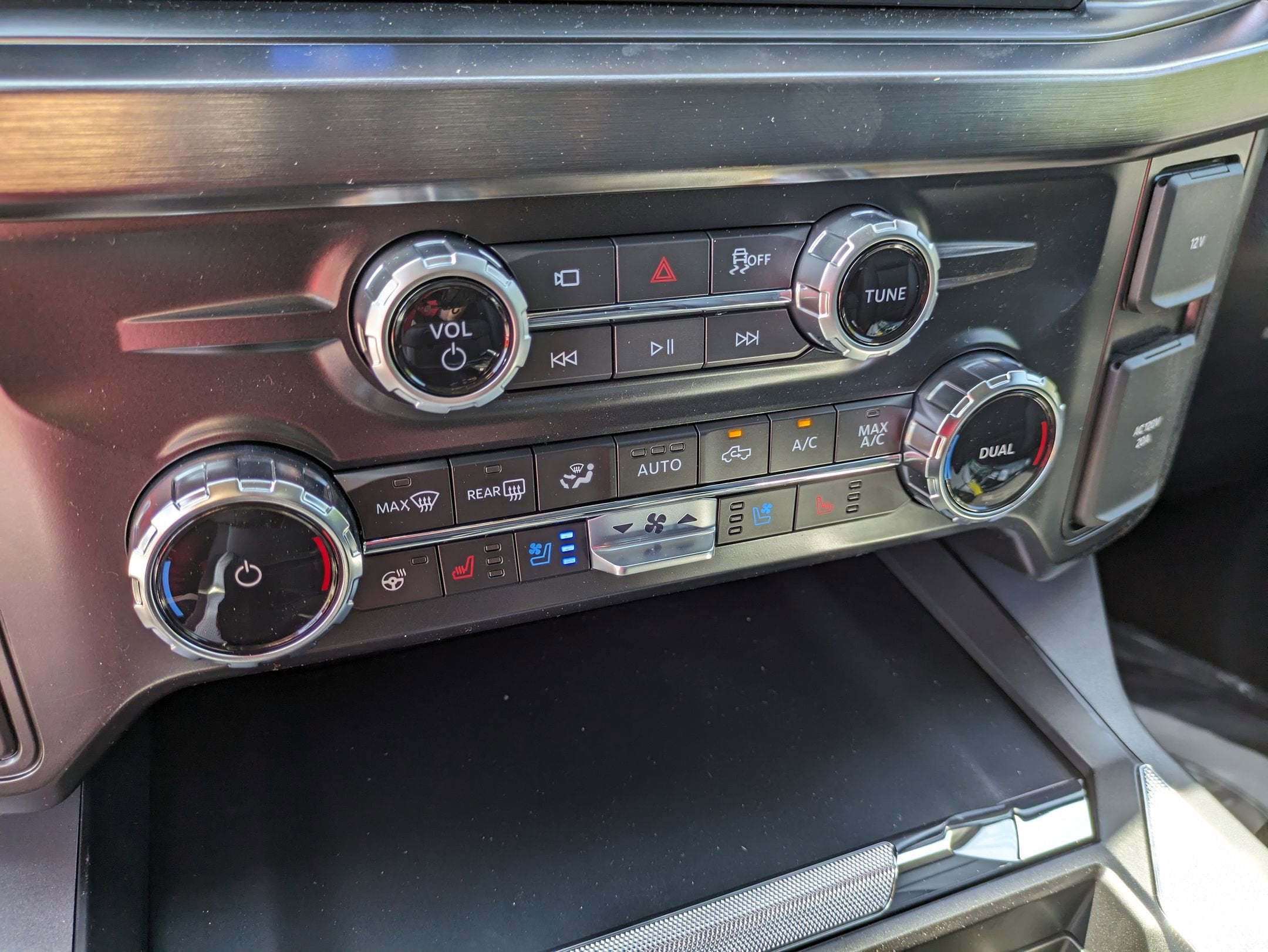 2025 Ford Super Duty F-250 SRW LARIAT