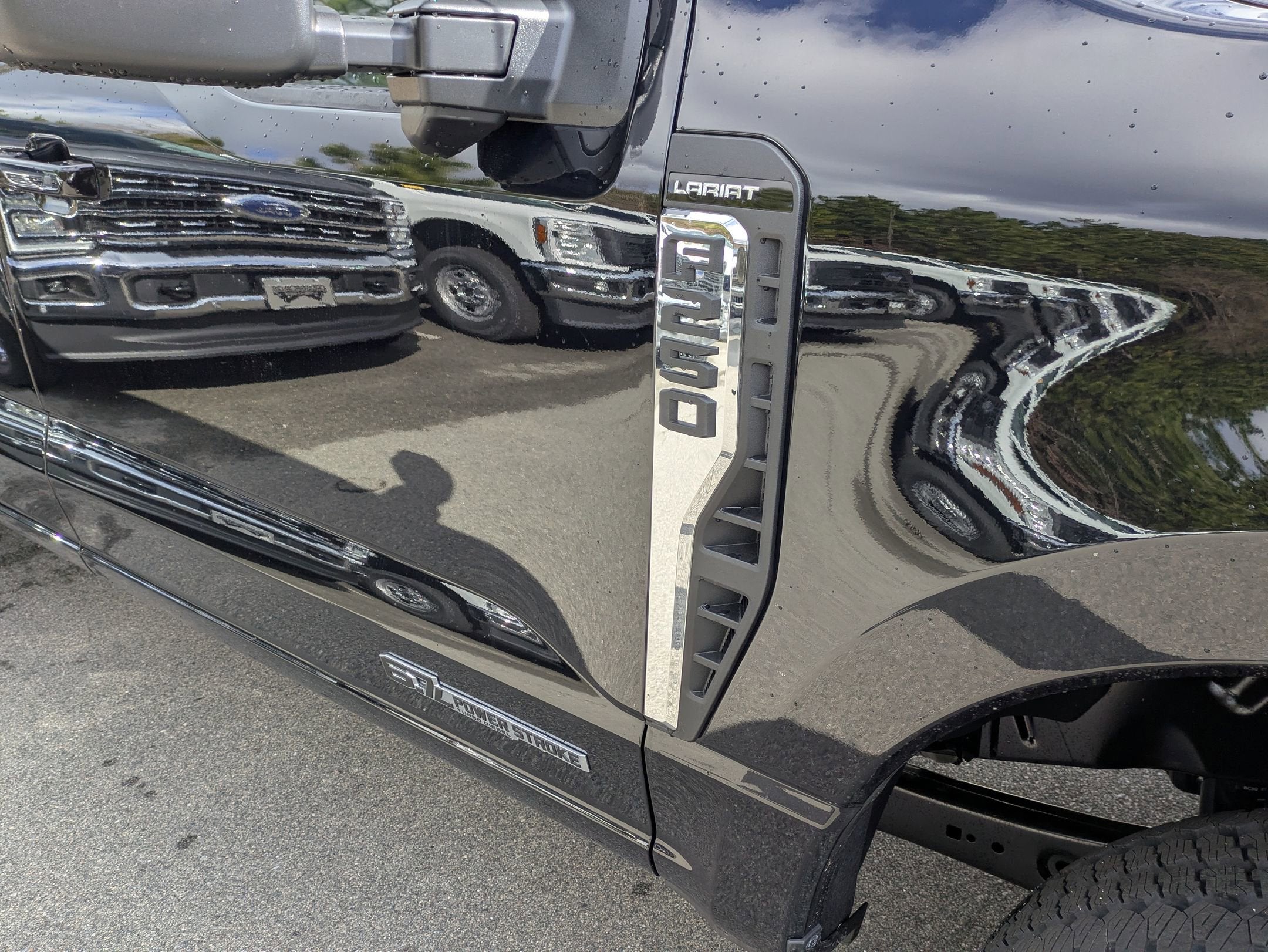 2026 Ford Super Duty F-250 SRW LARIAT