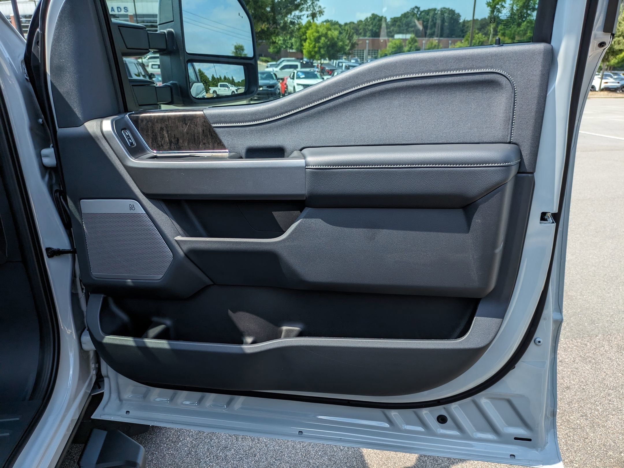 2025 Ford Super Duty F-250 SRW LARIAT